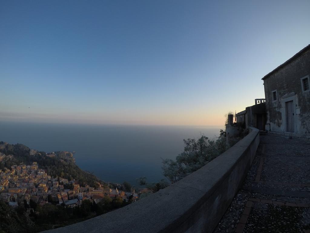 Sunshine Apartment Taormina Dış mekan fotoğraf